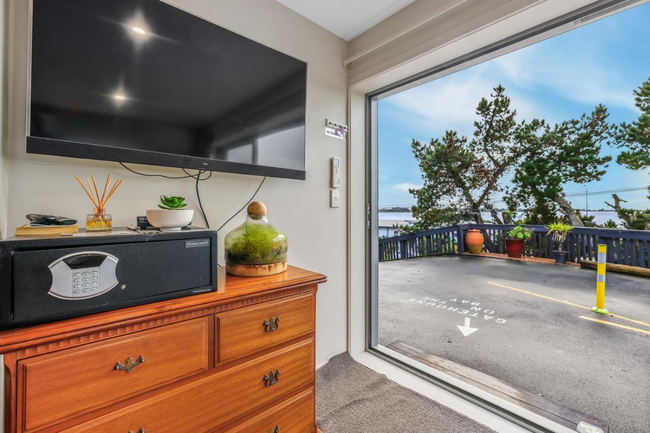 Gatehouse On The Bay - Christchurch Holiday Unit エクステリア 写真
