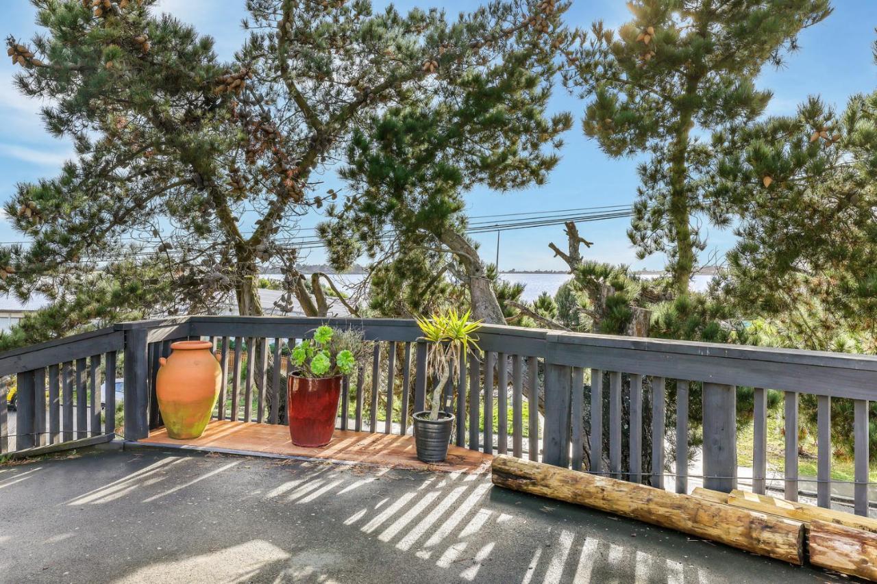 Gatehouse On The Bay - Christchurch Holiday Unit エクステリア 写真